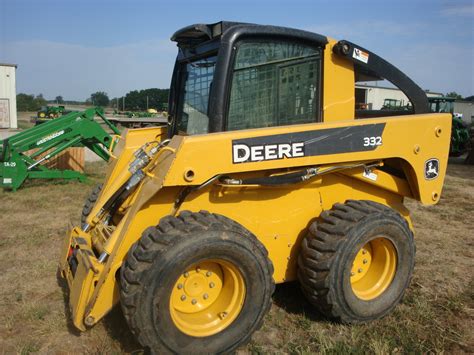 john deere 332 skid steer hydraulic oil|john deere skid steer price.